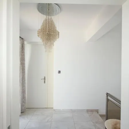 3-bedroom With Breathtaking Sea View And Private Pool *