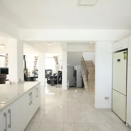 Holiday home 3-bedroom With Breathtaking Sea View And Private Pool